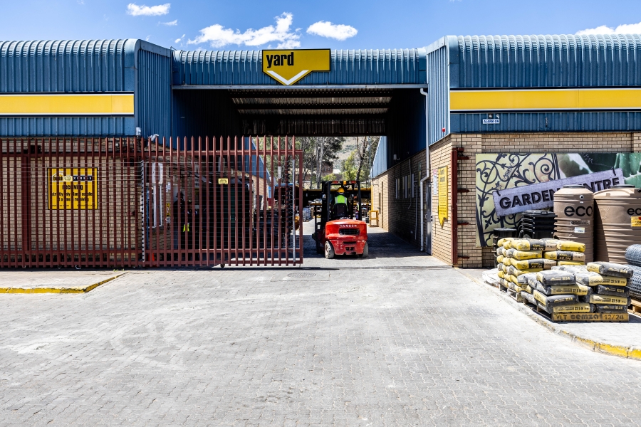 To Let commercial Property for Rent in Komani Park Eastern Cape